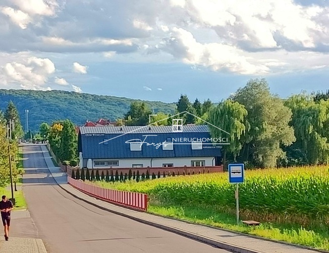 Obiekt handlowo-usługowy z domem mieszkalnym łącznie 1424m  Ostrów k. Przemyśla, idealny pod inwestycję