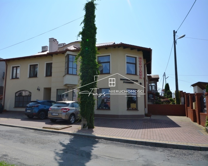 Obiekt inwestycyjny 496m w Przemyślu  idealny na przychodnię, dom seniora lub działalność usługową