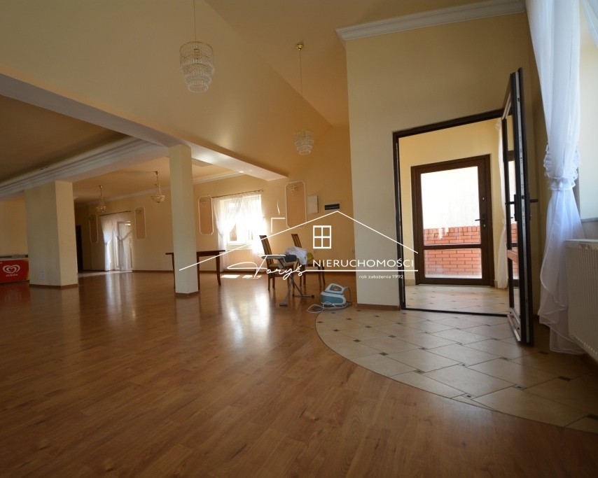 Obiekt inwestycyjny 496m w Przemyślu  idealny na przychodnię, dom seniora lub działalność usługową