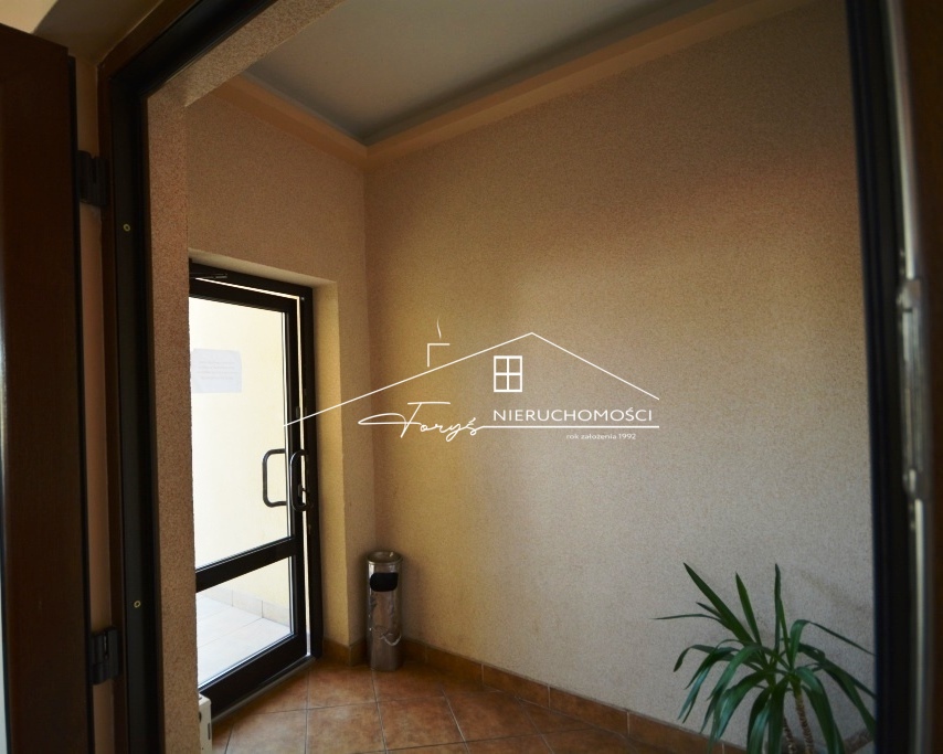 Obiekt inwestycyjny 496m w Przemyślu  idealny na przychodnię, dom seniora lub działalność usługową