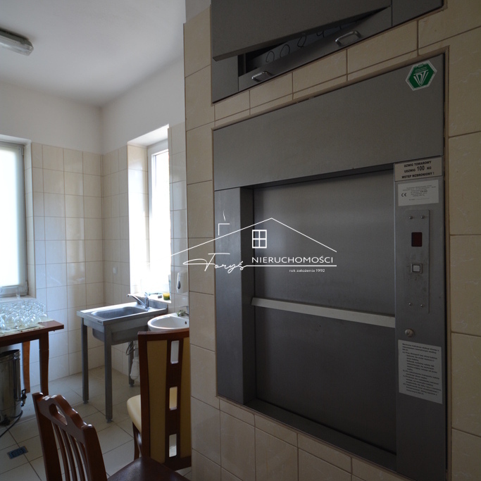 Przemyśl  obiekt inwestycyjny 496m na sprzedaż, idealny pod działalność usługową lub mieszkalną