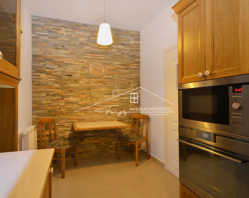 Stylowe mieszkanie w centrum Jarosławia  zabytkowa kamienica z klimatem i nowoczesnym wykończeniem