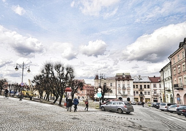 Kamienica inwestycyjna w centrum Przemyśla  gotowy projekt podziału i aparthotel