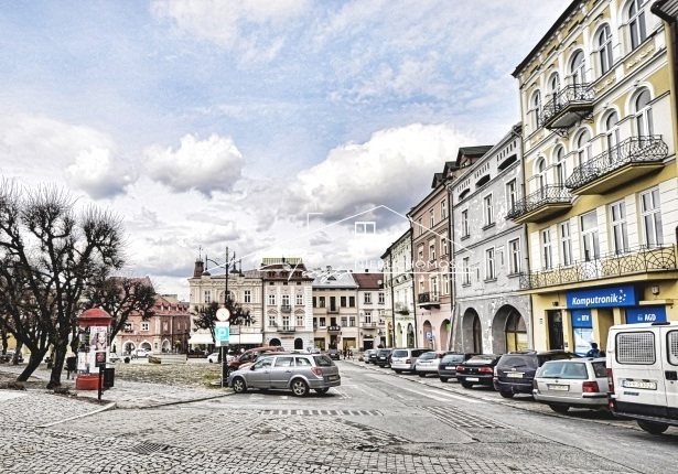 Kamienica inwestycyjna w centrum Przemyśla  gotowy projekt podziału i aparthotel