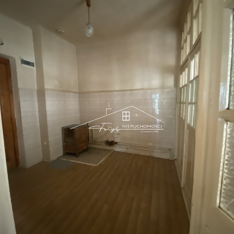 Kamienica inwestycyjna na sprzedaż  527m2, Przemyśl, ul. Słowackiego  wysoki potencjał, częściowo wynajęta