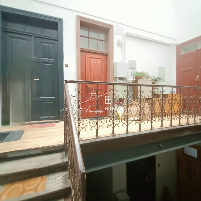 3pokojowe mieszkanie 69,66m2 w zabytkowej kamienicy w centrum Przemyśla  ul. Kazimierza Wielkiego