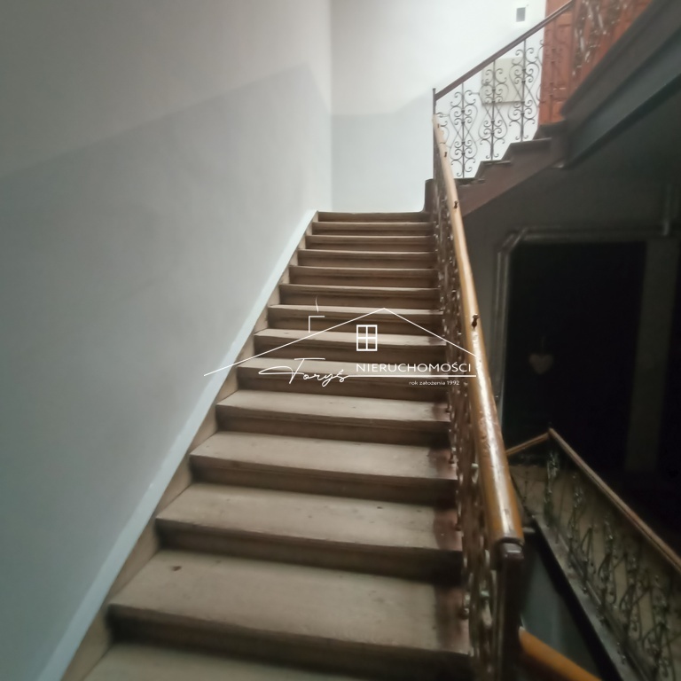 3pokojowe mieszkanie 69,66m2 w zabytkowej kamienicy w centrum Przemyśla  ul. Kazimierza Wielkiego