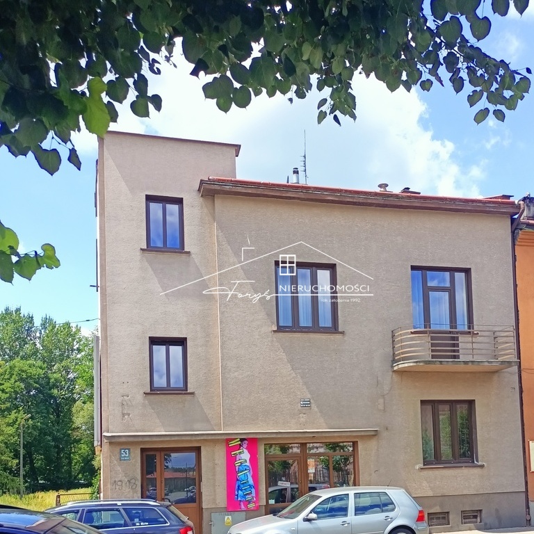 Kamienica 208,64 m² na działce 255 m² w centrum miasta.