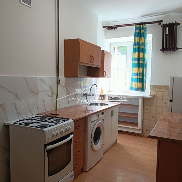 Kawalerka 39,6m2 na wynajem. Przemyśl, ul. Glazera, parter, zielona okolica