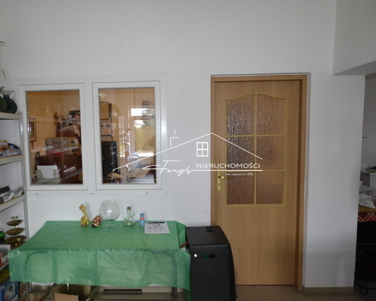 Lokal usługowo-handlowy 200m do wynajęcia  Maleniska k. Jarosławia, doskonała lokalizacja