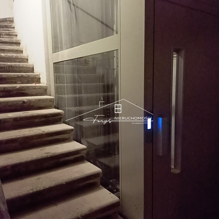 Lokal 950m do wynajęcia w zabytkowej kamienicy w centrum Przemyśla  idealna przestrzeń pod działalność