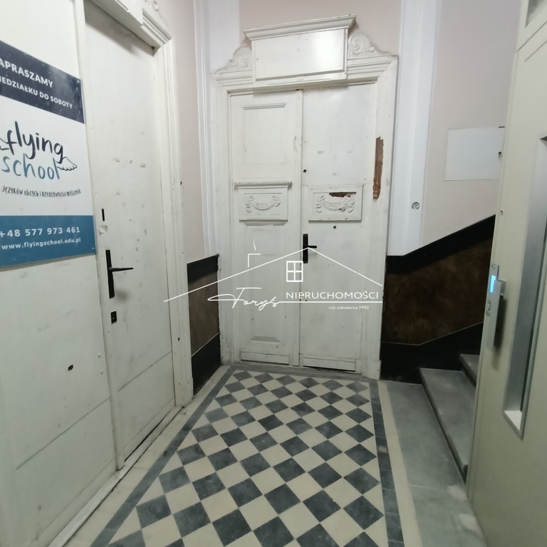 Lokal 950m do wynajęcia w zabytkowej kamienicy w centrum Przemyśla  idealna przestrzeń pod działalność