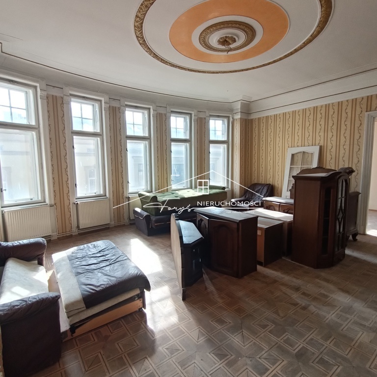 Lokal 950m do wynajęcia w zabytkowej kamienicy w centrum Przemyśla  idealna przestrzeń pod działalność