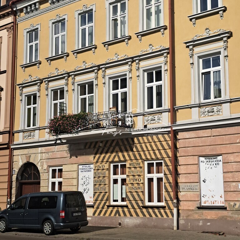 Przestronny lokal 117 m² perfekcyjny na biuro, gabinety lub usługi.