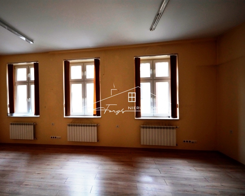 Lokal usługowy 230m do wynajęcia  I piętro, ul. Dworskiego, Przemyśl