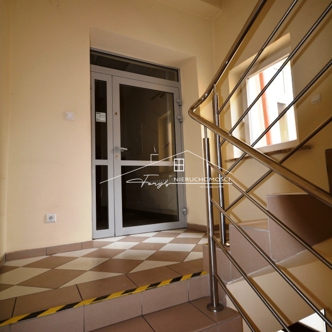 Lokal usługowy 230m do wynajęcia  I piętro, ul. Dworskiego, Przemyśl