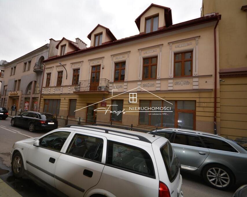 Lokal usługowy 230m do wynajęcia  I piętro, ul. Dworskiego, Przemyśl