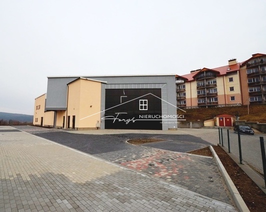 Nowoczesny obiekt handlowo-usługowy i gastronomiczny na sprzedaż  Ostrów k. Przemyśla, 1327m