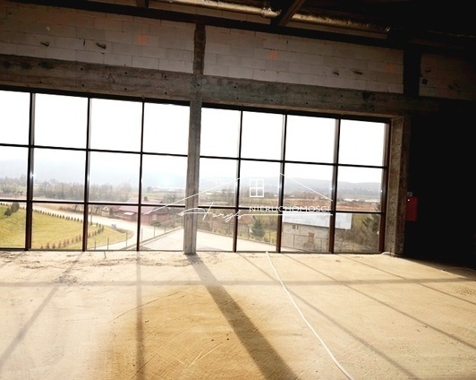 Nowoczesny obiekt handlowo-usługowy i gastronomiczny na sprzedaż  Ostrów k. Przemyśla, 1327m