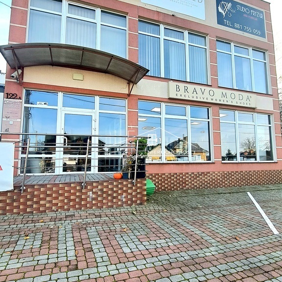 Lokal użytkowy 30m do wynajęcia  Prałkowce, parter, idealny na biuro lub gabinet