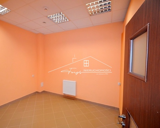 Lokal 497m do wynajęcia  Ostrów k. Przemyśla, idealny pod handel i usługi