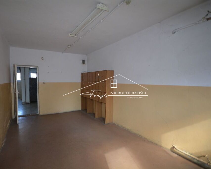 Lokal 64m na wynajem  Przemyśl, ul. Bakończycka, parter w biurowcu, idealny pod biuro lub magazyn