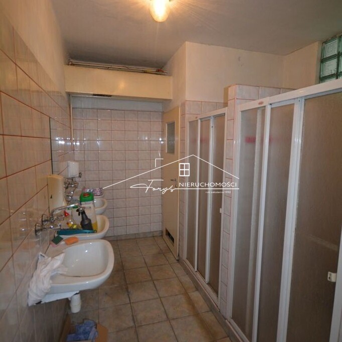 Lokal 64m na wynajem  Przemyśl, ul. Bakończycka, parter w biurowcu, idealny pod biuro lub magazyn