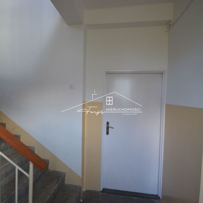 Lokal 64m na wynajem  Przemyśl, ul. Bakończycka, parter w biurowcu, idealny pod biuro lub magazyn