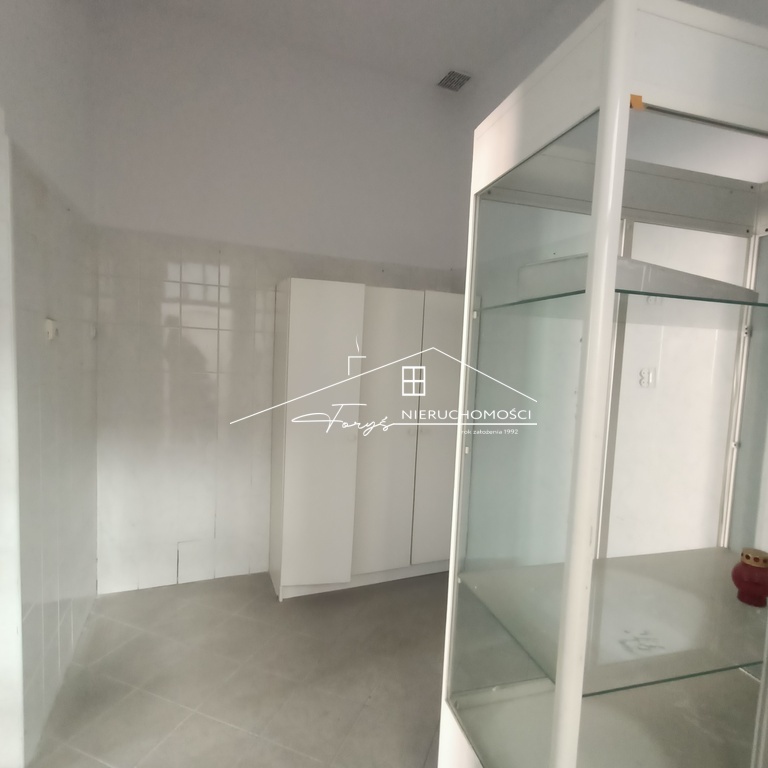 Lokale użytkowe do wynajęcia w centrum Przemyśla  ul. Wałowa, 3050m2