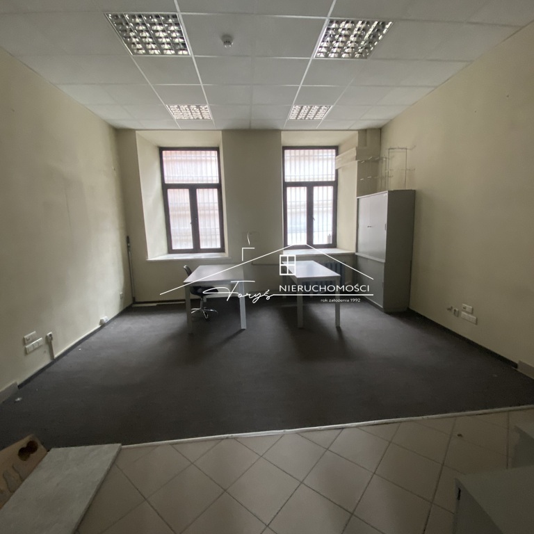 Lokal 116m na wynajem  parter kamienicy w centrum Przemyśla, ul. Jagiellońska