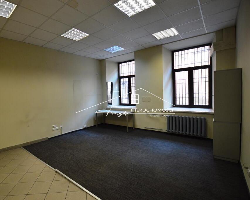 Lokal 116m na wynajem  parter kamienicy w centrum Przemyśla, ul. Jagiellońska