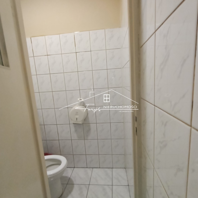 Lokal 116m na wynajem  parter kamienicy w centrum Przemyśla, ul. Jagiellońska