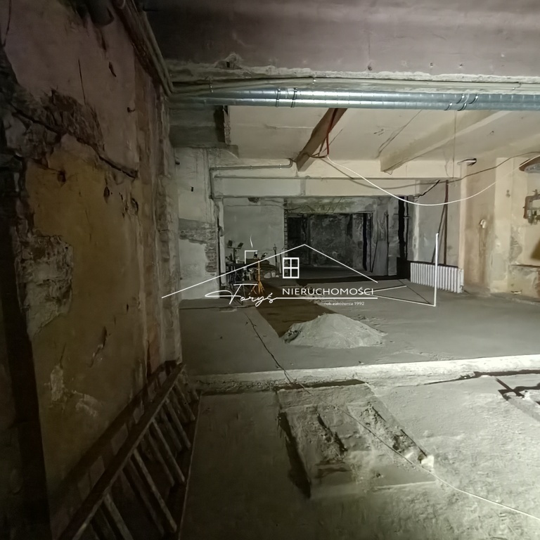 Lokale do wynajęcia w zabytkowej kamienicy w centrum Przemyśla  400 m na działalność gospodarczą