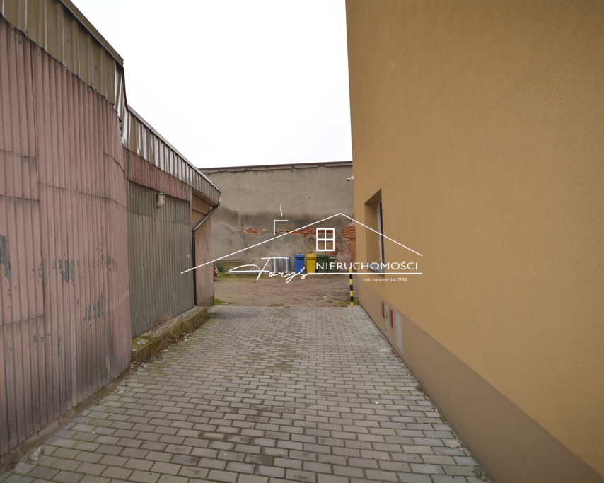 Lokal handlowo-usługowy 270m na wynajem  Plac na Bramie, Przemyśl