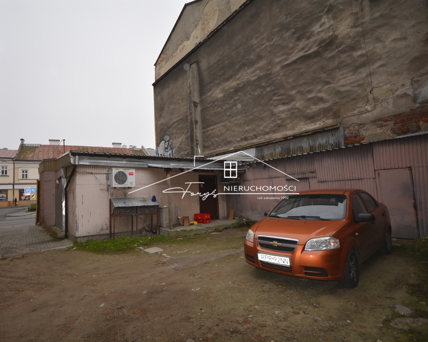Lokal handlowo-usługowy 270m na wynajem  Plac na Bramie, Przemyśl