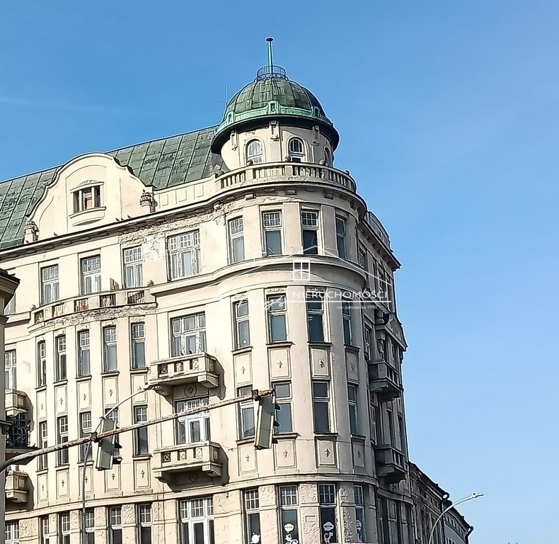 Lokale 250m do wynajęcia w zabytkowej kamienicy w centrum Przemyśla