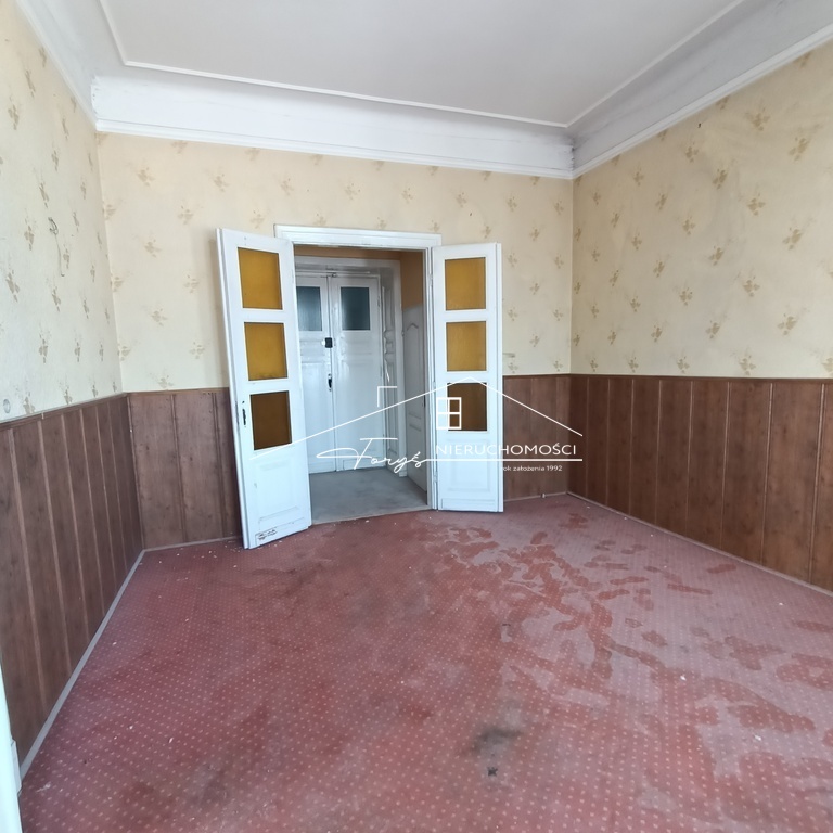 Lokale 250m do wynajęcia w zabytkowej kamienicy w centrum Przemyśla