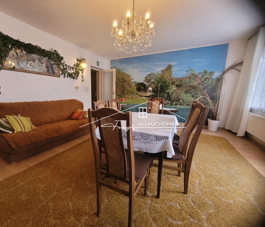 Przestronne mieszkanie 100m z balkonem i garażem w centrum Lubaczowa  ul. Krótka