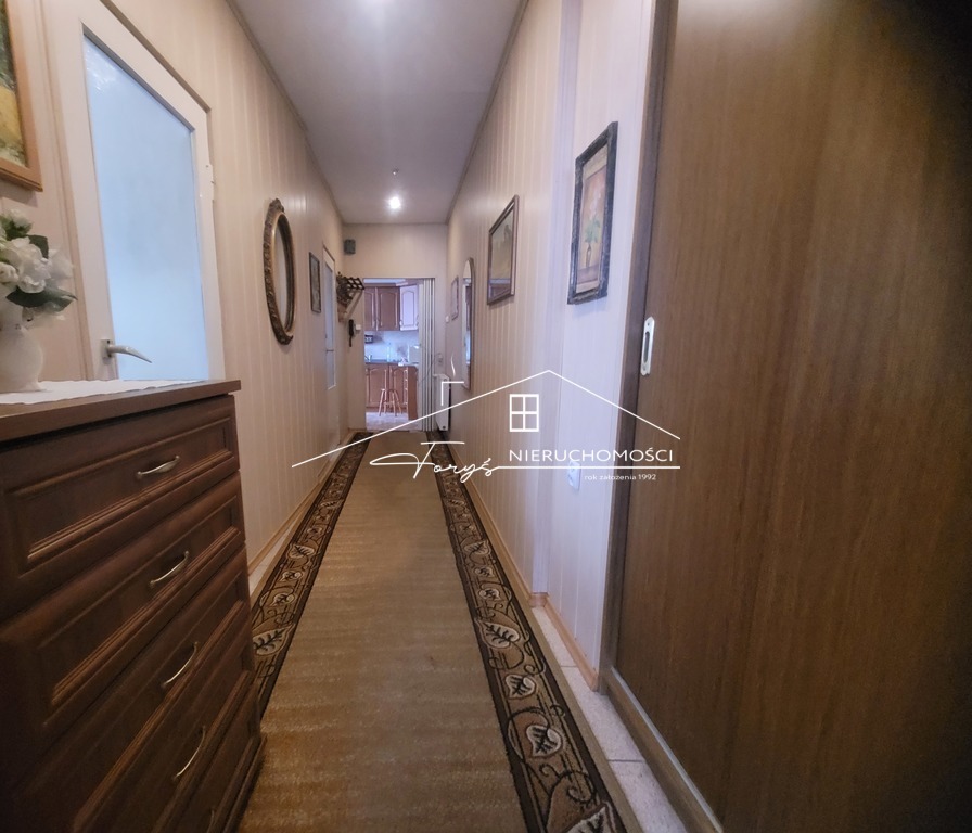 Przestronne mieszkanie 100m z balkonem i garażem w centrum Lubaczowa  ul. Krótka