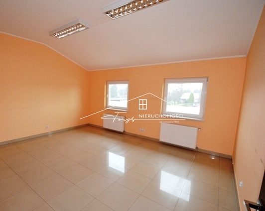 Doskonała oferta dla firm potrzebujących magazynu i biur w jednym miejscu.