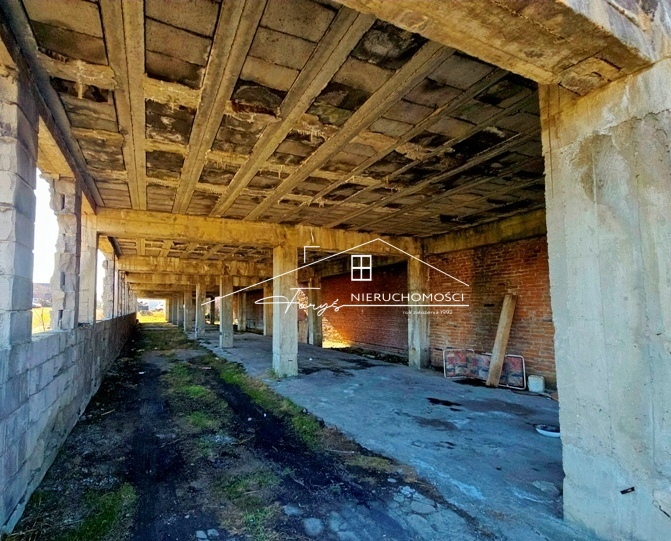 Wyjątkowe miejsce bezpośrednio przy strategicznym szlaku transportowym.