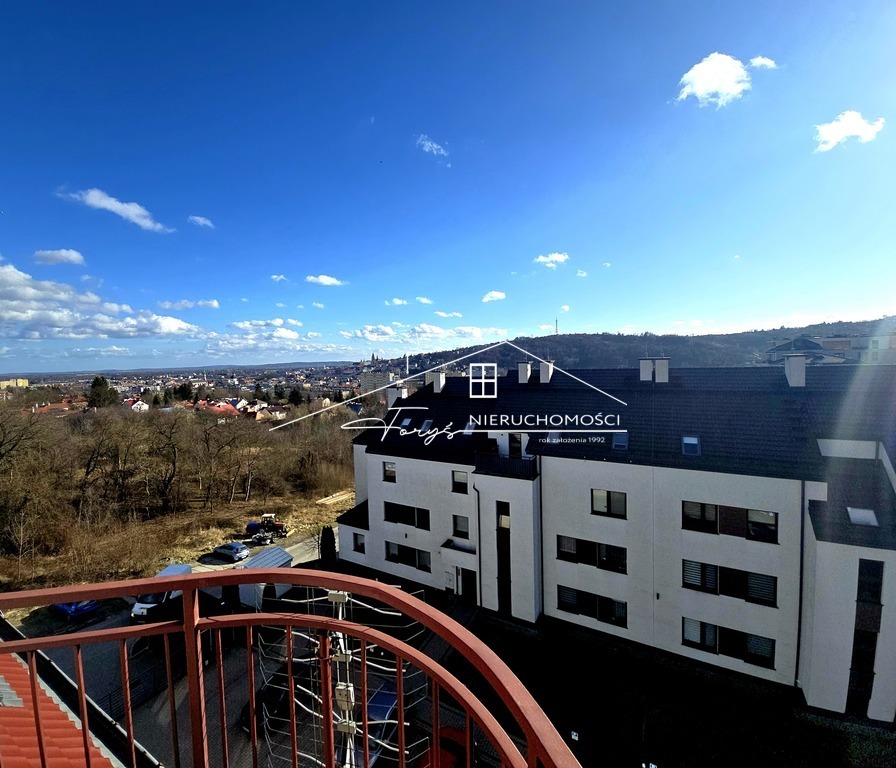 Przemyśl, ul. Skorupki  dwupoziomowe 3-pokojowe mieszkanie z widokiem, 35tys.zł taniej