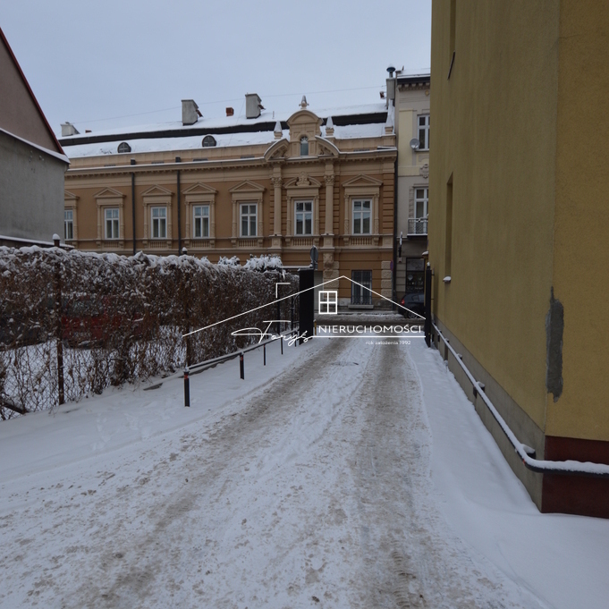 Przemyśl, ul. Dworskiego  klimatyczne mieszkanie 65,37m na poddaszu kamienicy, gotowe do zamieszkania