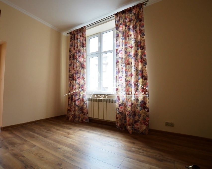 3-pokojowe mieszkanie 86m po generalnym remoncie  Przemyśl, ul. Rejtana