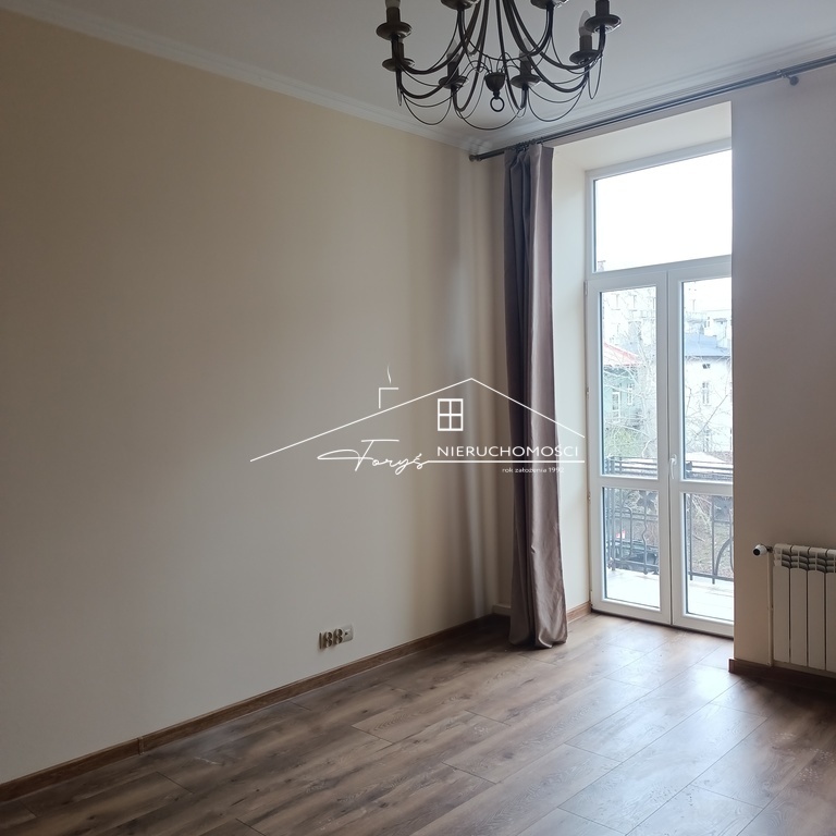 3-pokojowe mieszkanie 86m po generalnym remoncie  Przemyśl, ul. Rejtana