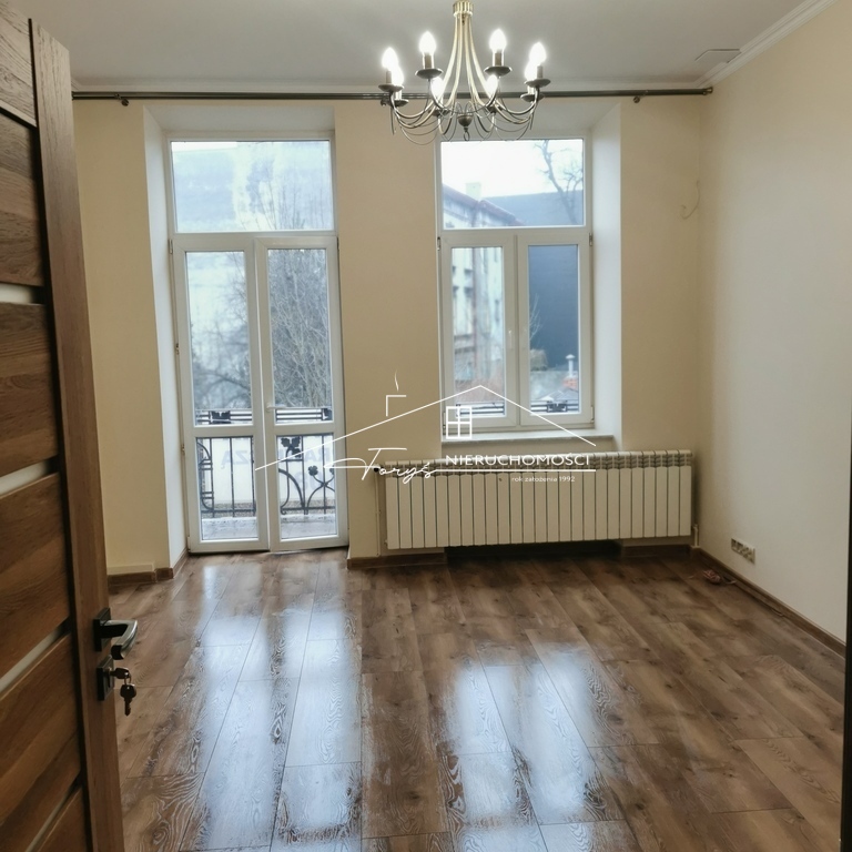 3-pokojowe mieszkanie 86m po generalnym remoncie  Przemyśl, ul. Rejtana