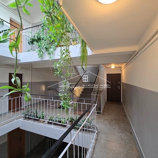 Skontaktuj się, aby obejrzeć mieszkanie i skorzystać z wyjątkowej oferty.