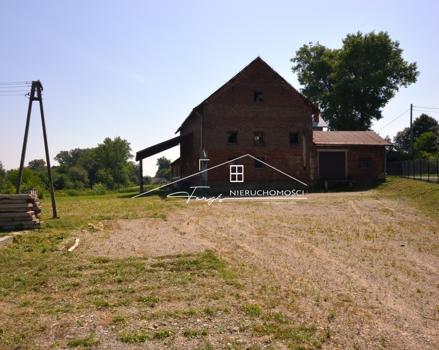 Na sprzedaż stary młyn z potencjałem inwestycyjnym  Walawa k. Przemyśla, 5700 m