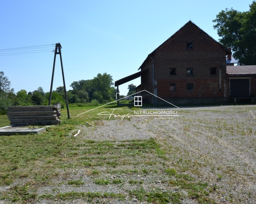 Na sprzedaż stary młyn z potencjałem inwestycyjnym  Walawa k. Przemyśla, 5700 m