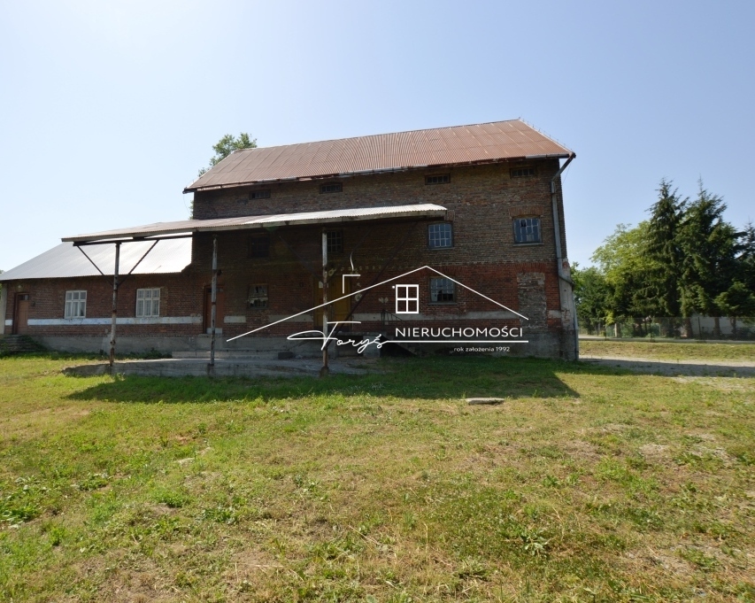 Na sprzedaż stary młyn z potencjałem inwestycyjnym  Walawa k. Przemyśla, 5700 m